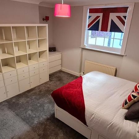 Diamond Harbour - Whole Huge Apartment - Wifi - Beach - Ramsgate Town מראה חיצוני תמונה