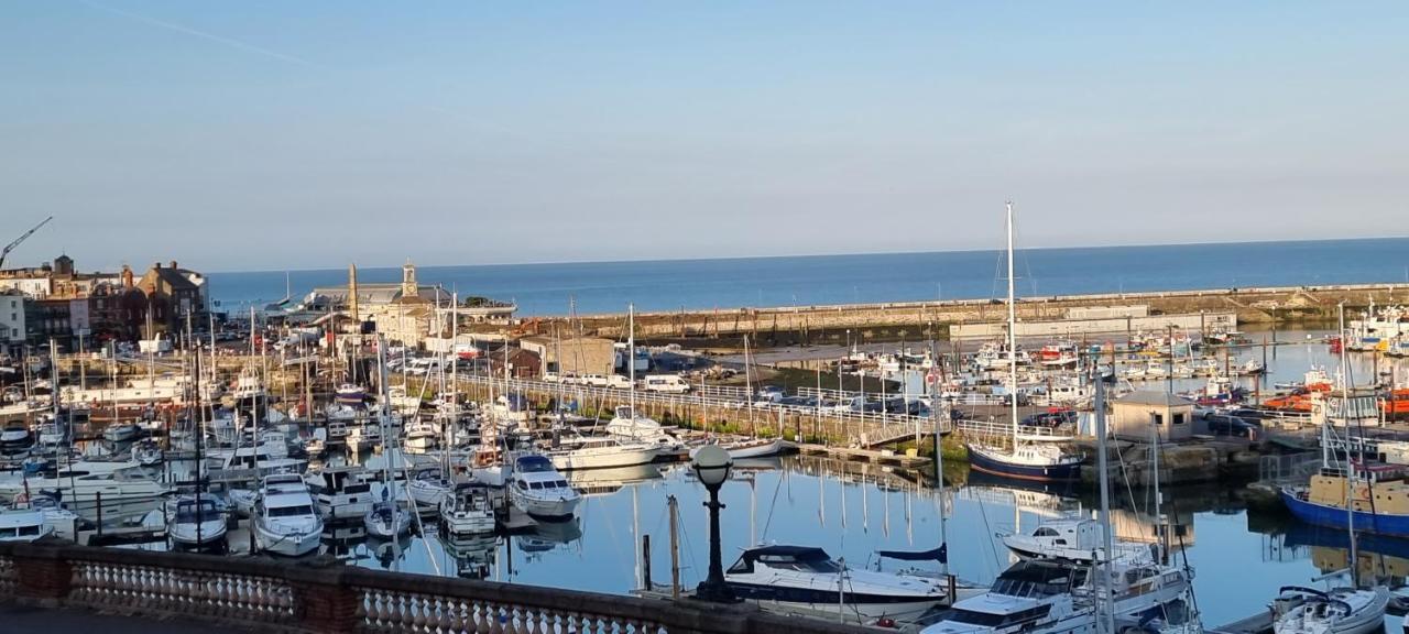 Diamond Harbour - Whole Huge Apartment - Wifi - Beach - Ramsgate Town מראה חיצוני תמונה